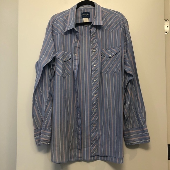 Wrangler Light Blue Red & White Striped Long Sleeve Button Down Shirt - Picture 2 of 6